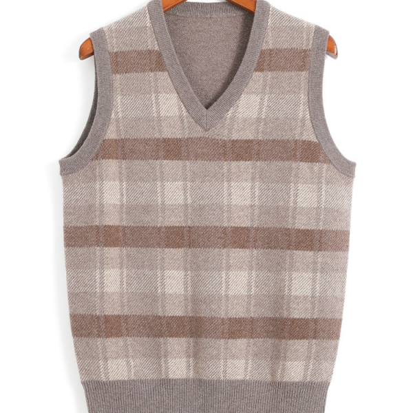 Fashion contrast color checked vest vest for men new V-neck 100% cashmere comfort cashmere sweater for men